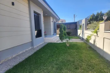 Antalya'da Döşemealtı tam mobilyalı aile evi